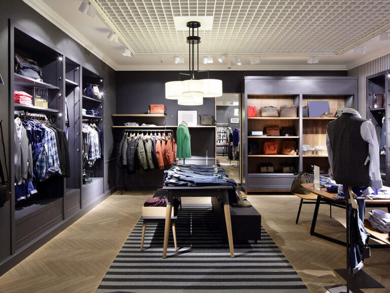 Apparel store with no one in it